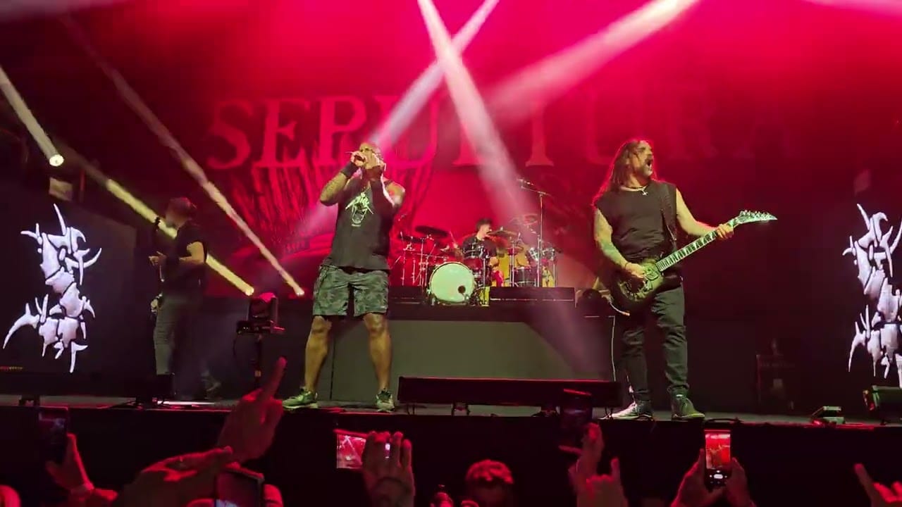 Sepultura planeja reunir todos os ex-integrantes, incluindo os irmãos Cavalera, em show de despedida