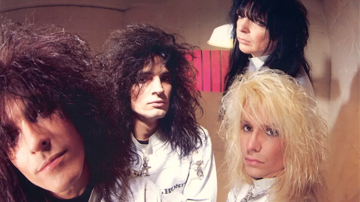Nikki Sixx celebra 25 anos de sobriedade e reflete sobre a jornada