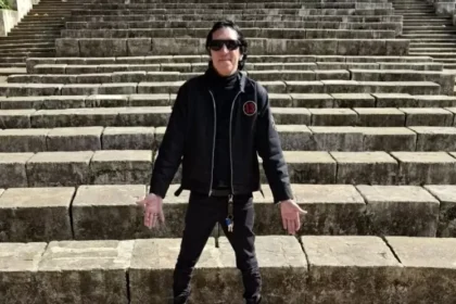 Como Pit Passarell construiu seu legado no rock e metal nacional
