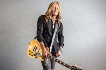 Doug Aldrich detalha sua jornada contra o câncer de garganta