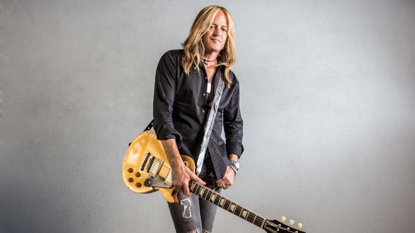 Doug Aldrich detalha sua jornada contra o câncer de garganta