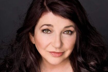 Kate Bush anuncia planos para um novo álbum