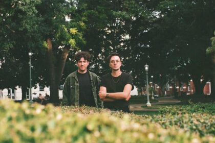 Ducks Ltd. lança o single e vídeo de “Grim Symmetry”