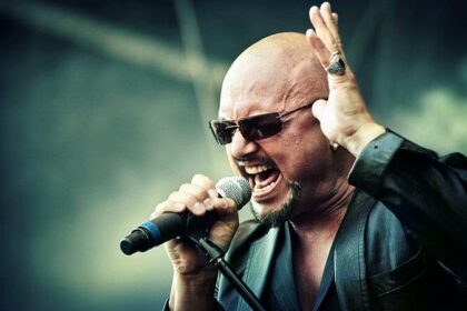 Geoff Tate anuncia turnê de despedida para o clássico “Operation: Mindcrime”