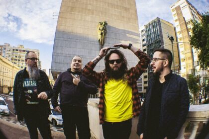 Confira o lyric video de ‘Camisa Amarela’, single irônico do músico gaúcho Jaydson