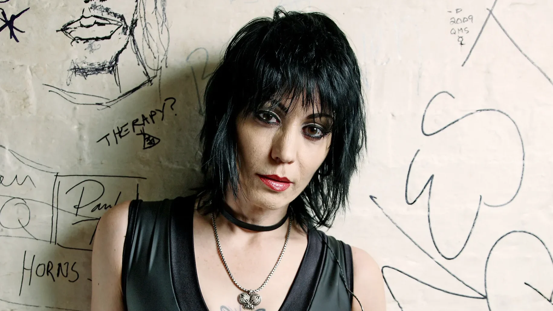 Joan Jett convoca feministas a lutarem também pelos direitos reprodutivos dos animais: “Somos todas irmãs sob a pele. Acabem com o especismo”