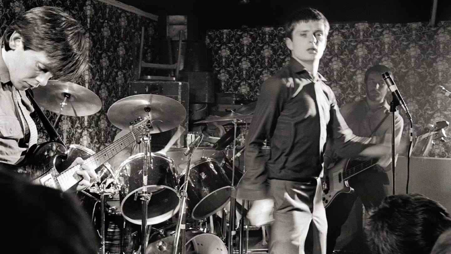 Transmission, de Joy Division: 45 anos de uma faixa que mudou o pós punk