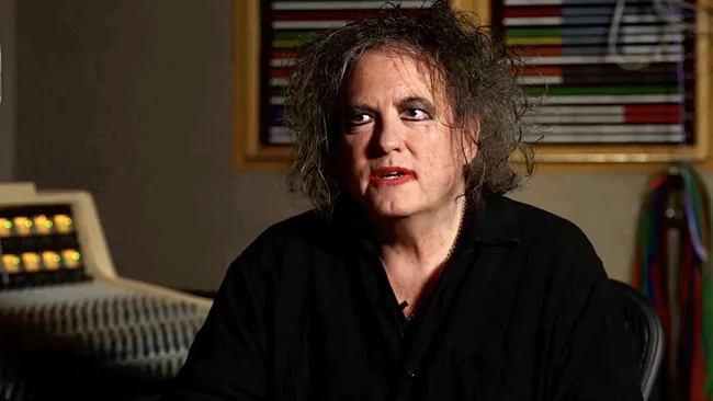 Robert Smith comenta título alternativo de Songs of a Lost World e revela influência da infância