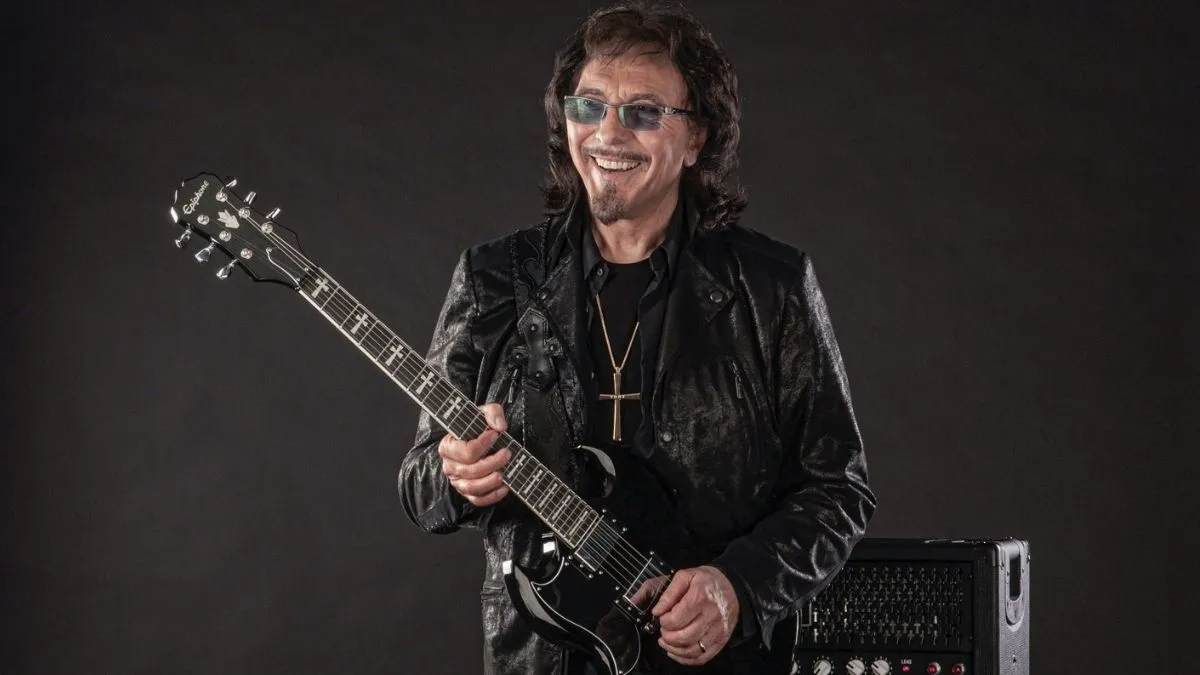 Tony Iommi, do Black Sabbath, recebe prêmio Lord Mayor por contribuições a Birmingham