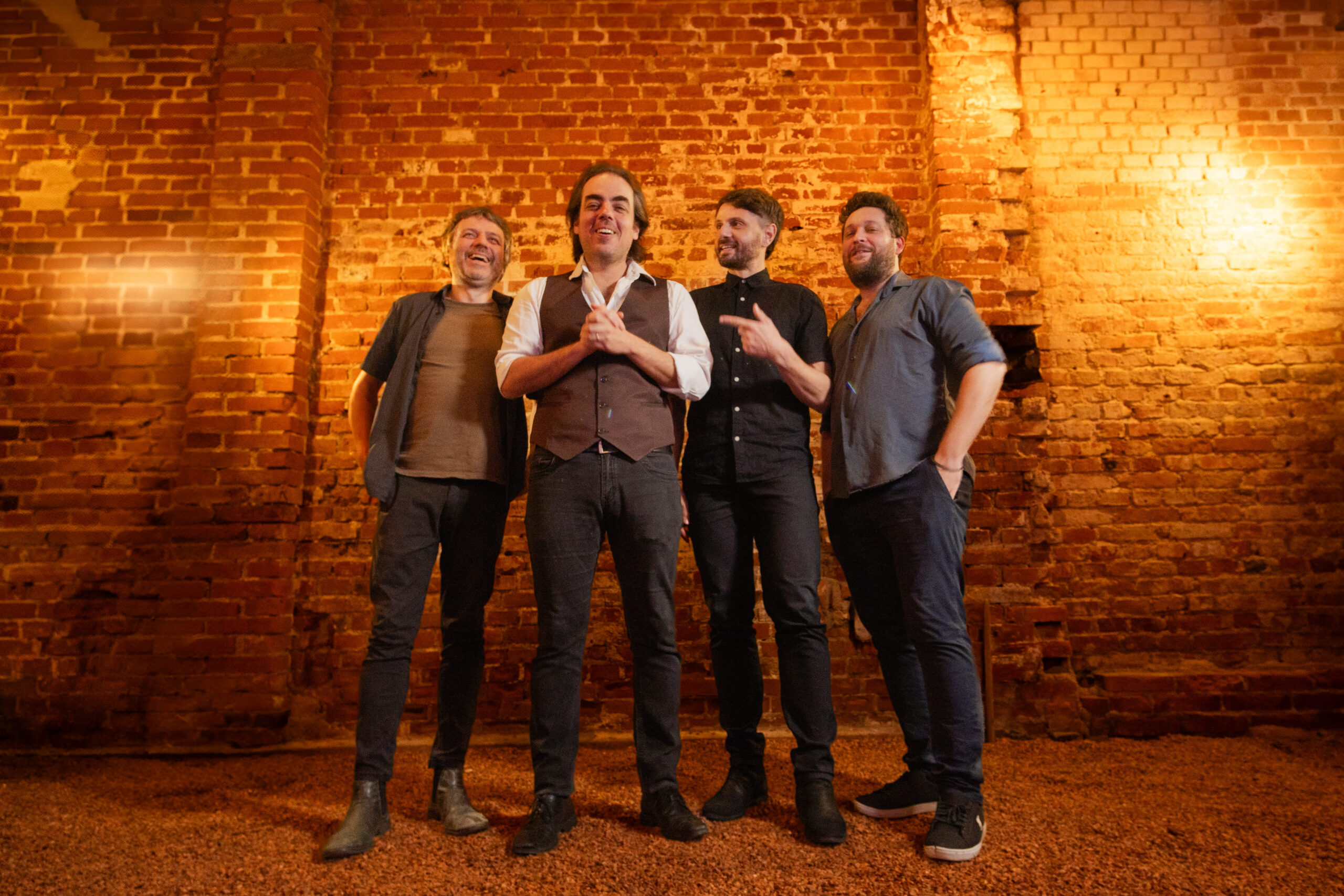 Diego Lopes & Os Dínamos apresentam: Um tributo a Paul Mccartney