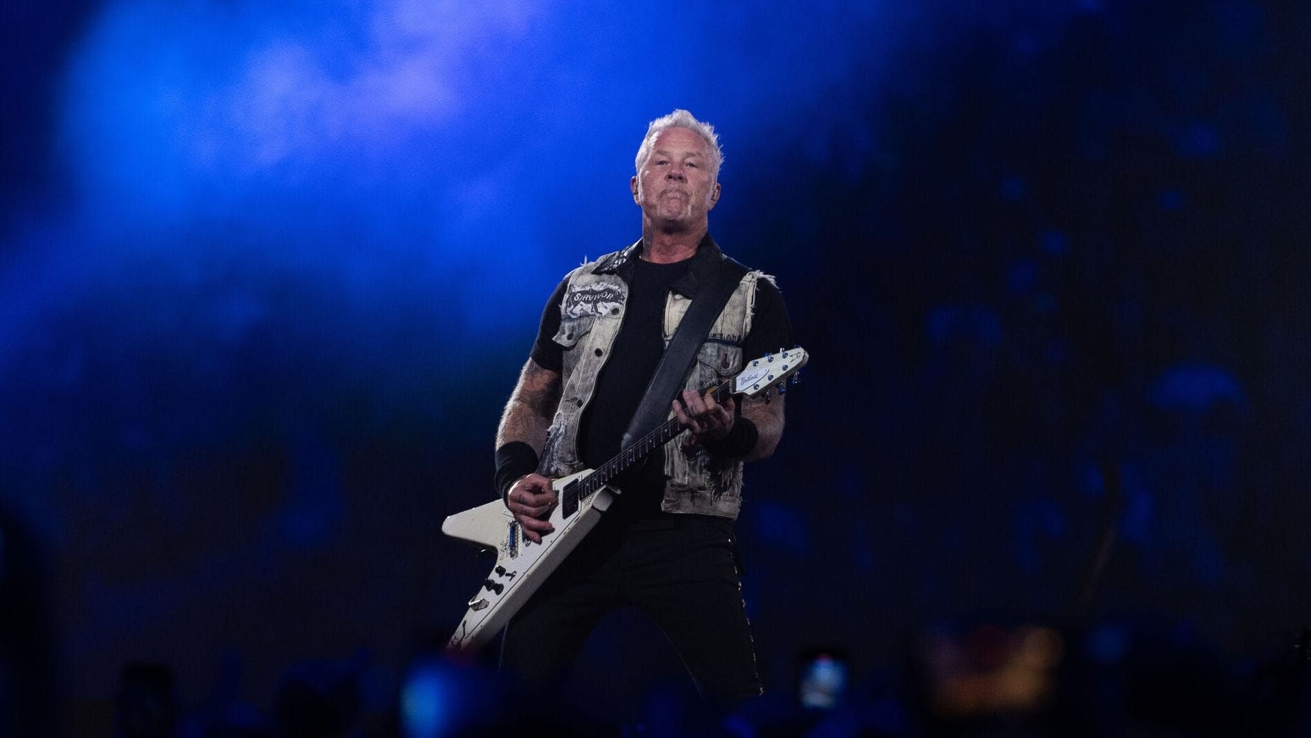 Foto: James Hetfield. Crédito: Mat Hayward.