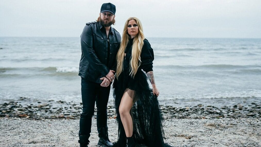 Avril Lavigne e Nate Smith lançam novo single “Can You Die From a Broken Heart”