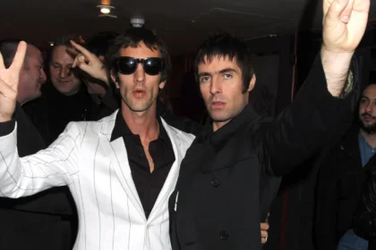 Liam Gallagher responde a críticas de fãs sobre Ashcroft ter sido escolhido para abertura do show do Oasis