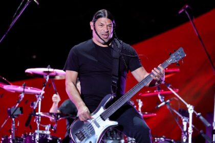 Robert Trujillo relembra entrada no Metallica e oferta de US$ 1 milhão: “Minha vida mudou para sempre”