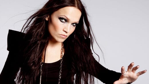 Tarja Turunen anuncia shows no Brasil e fã clube sorteia ingressos