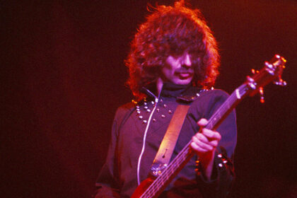Geezer Butler relembra demissão do Black Sabbath em 1977