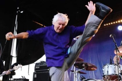 Guided By Voices lança “Dawn Believes” seu novo single
