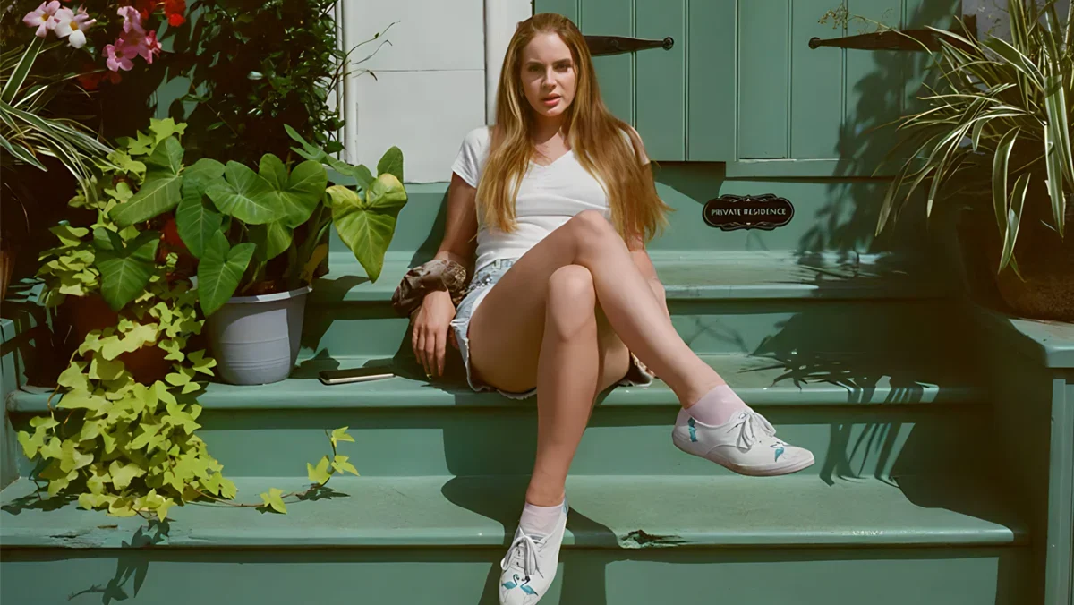Lana Del Rey apresenta nova canção inspirada em Morgan Wallen durante festival Stagecoach