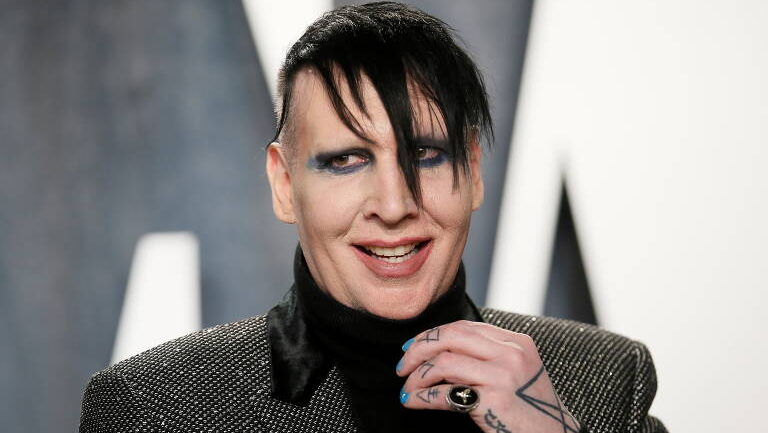 Marilyn Manson retira processo de difamação contra Evan Rachel Wood e arca com honorários advocatícios