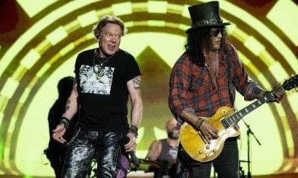 O incidente que causou a separação entre Slash e Axl Rose no Guns N’ Roses
