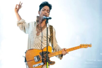 Grammy celebram Prince, The Clash e outros com prêmios por realizações de vida