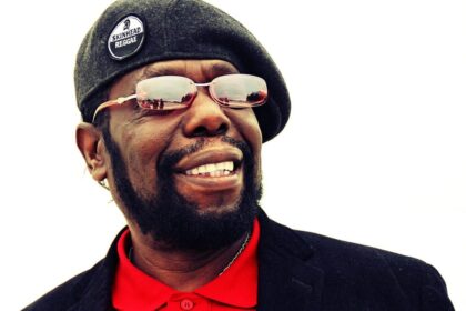 Roy Ellis e Bad Manners, veteranos do ska, voltam a São Paulo no 1º Upfront Festival
