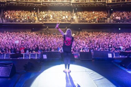 Nicko McBrain anuncia sua saída do Iron Maiden