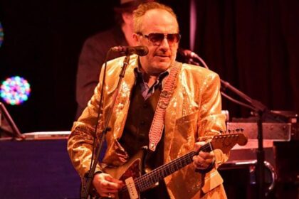Elvis Costello revisitará músicas antigas em nova turnê Radio Soul