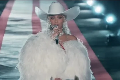 Beyoncé estreia Cowboy Carter ao vivo com espetáculo grandioso em show na sua cidade natal