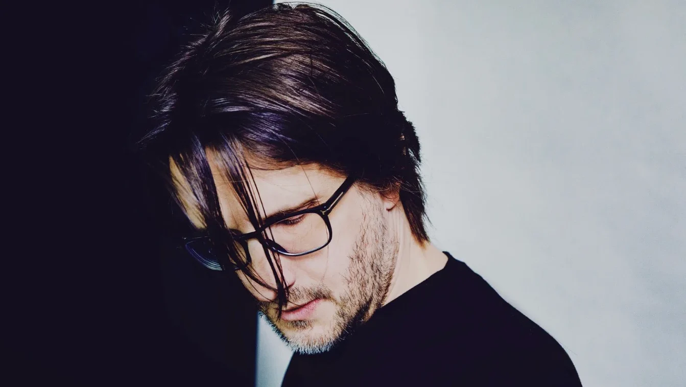 Steven Wilson anuncia novo álbum “The Overview”, que marca seu retorno ao prog