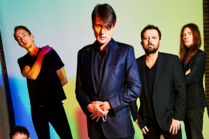 Suede anuncia retorno ao Chile com show na Movistar Arena em março de 2025