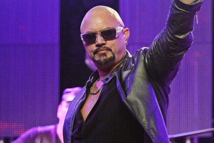Geoff Tate revela estratégia para novos lançamentos e turnê de despedida de Operation: Mindcrime