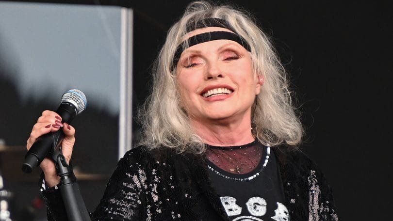 Blondie anuncia novo álbum previsto para 2025