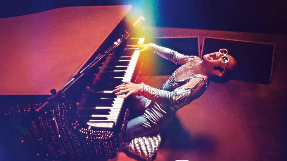 Elton John lança documentário deixando o gosto de “querer mais”