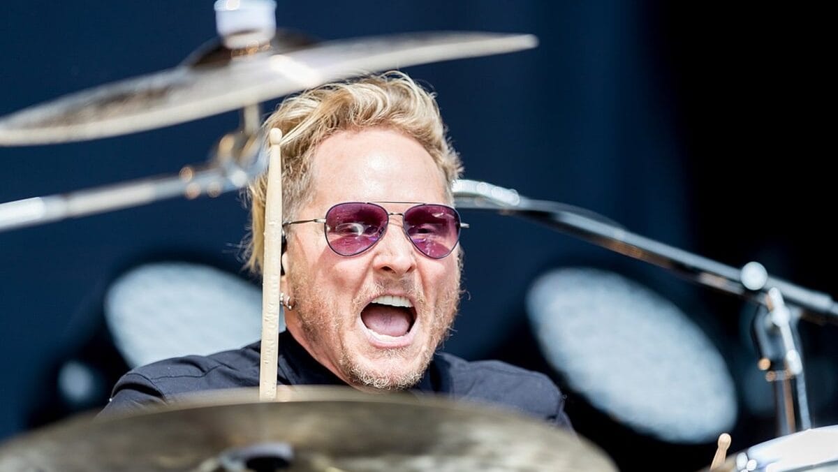 Quem era a Yoko Ono do Guns N’ Roses, segundo o baterista Matt Sorum