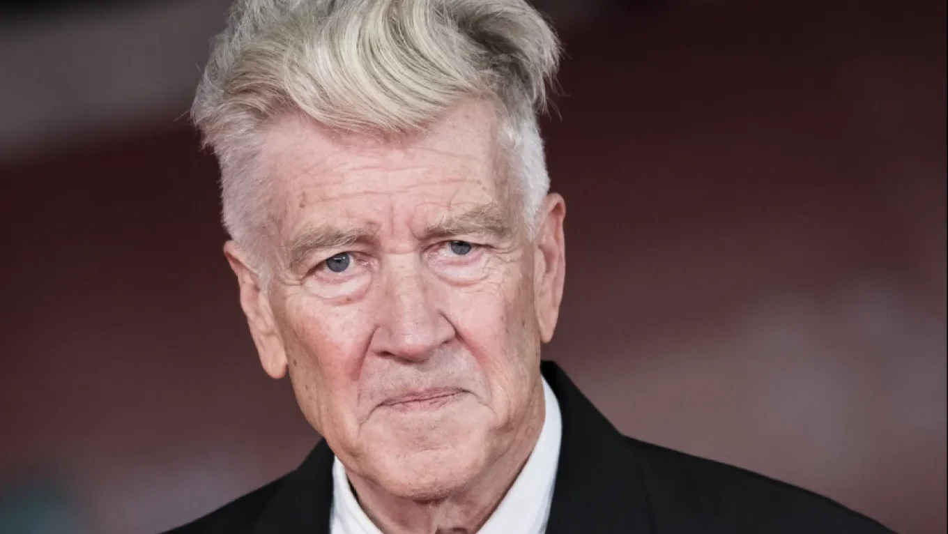 Morre David Lynch, diretor de “Twin Peaks” e “Cidade dos sonhos”, aos 78 anos