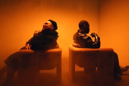 Teddy Swims e Givēon se unem em novo single, “Are You Even Real”