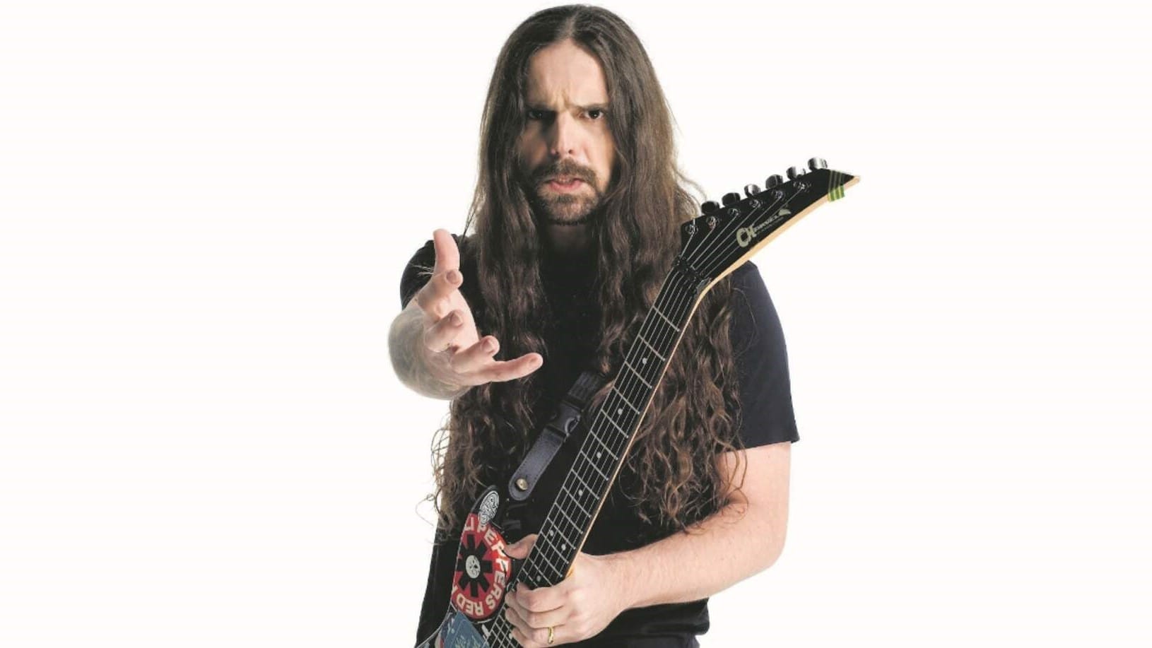 Andreas Kisser mantém expectativa de reunião com irmãos Cavalera no último show do Sepultura