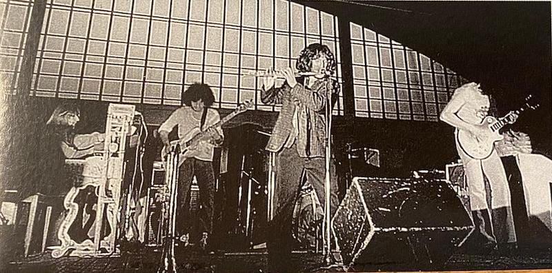 Entre Poesia e Rock: A História do Biglietto Per L’Inferno