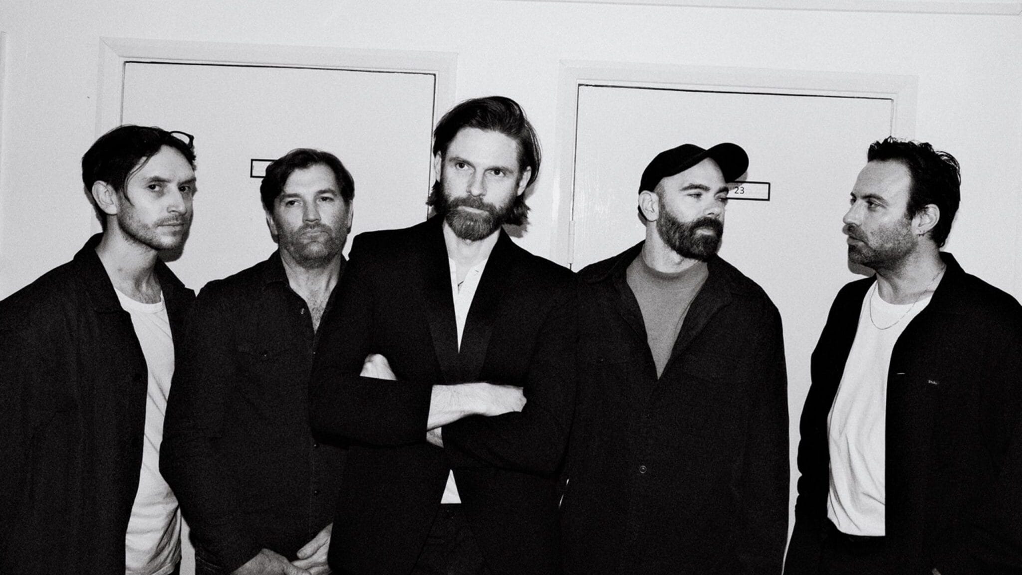 Everyone Says Hi anuncia novo single “Lucky Stars” e álbum de estreia para janeiro