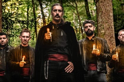 Coral croata Metaklapa traz turnê inédita ao Brasil com clássicos do Iron Maiden a cappella e à luz de velas