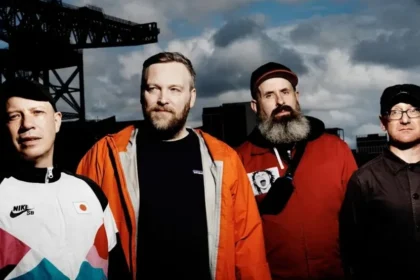 Mogwai retorna com álbum “The Bad Fire” após anos desafiadores e conquista inesperada