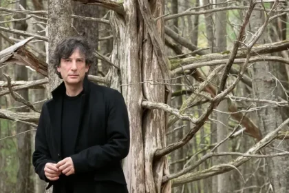 Editora de Neil Gaiman cancela lançamentos após alegações de assédio sexual