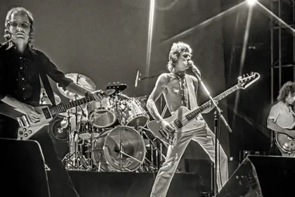 Caixa com doze discos Wishbone Ash Live At The BBC será lançada em março