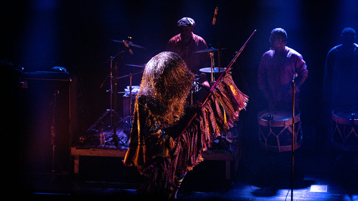Foto: Nação Zumbi @ Opinião Porto Alegre, 13 de fevereiro 2024. Crédito: Daniel Musskopf https://www.instagram.com/danielmusskopf_