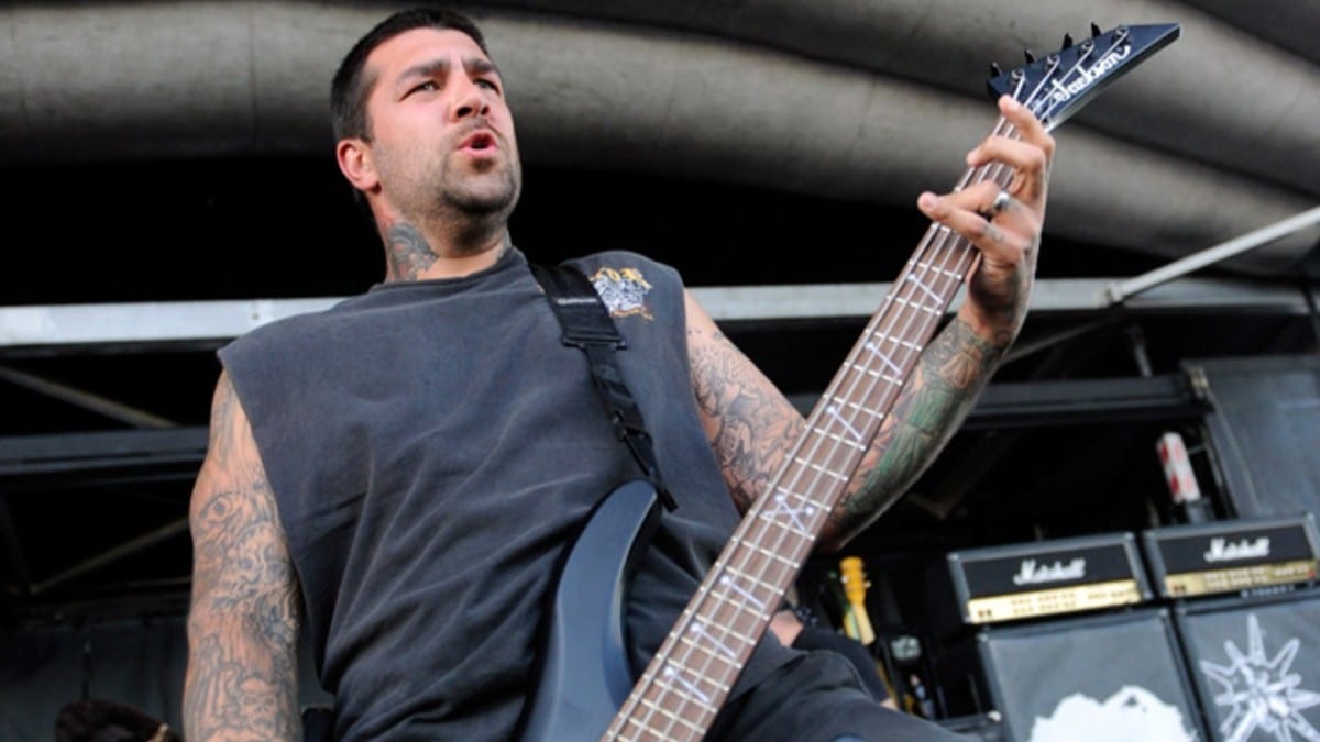 Baixista fundador Chris Beattie deixa o Hatebreed após 30 anos