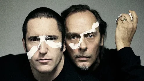 Ouça Trent Reznor e Peter Murphy no dueto de synth-funk “Swoon”