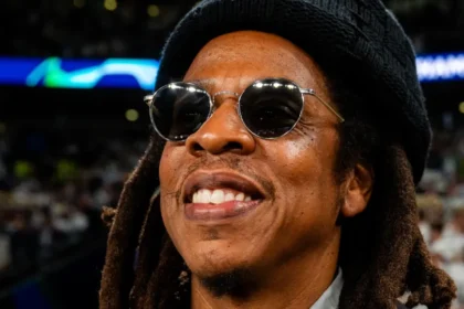 JAY-Z celebra desfecho de processo: “hoje é uma vitória”