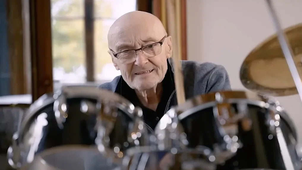 Phil Collins planeja novas músicas apesar da saúde frágil