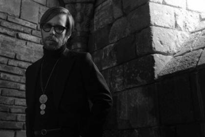 Adam Lytle lança “Black Masses”, primeiro single do aguardado álbum “Altars”